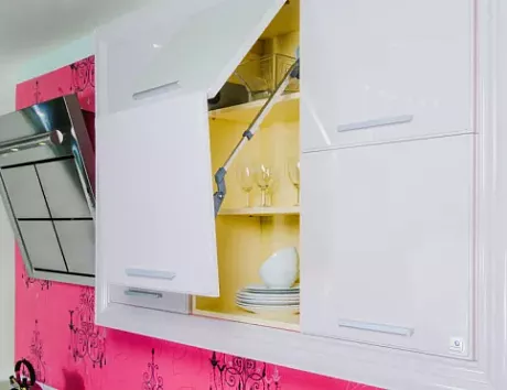 Фиолетовая кухня в Твери