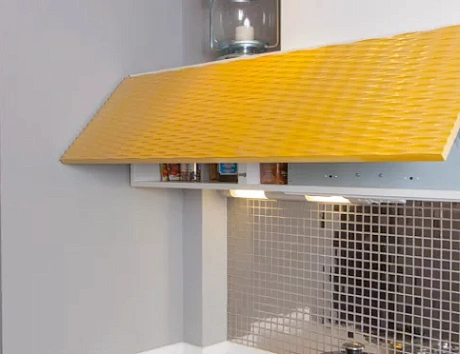 Желтая кухня в Иркутске