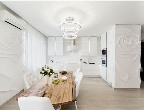 Белая кухня в интерьере