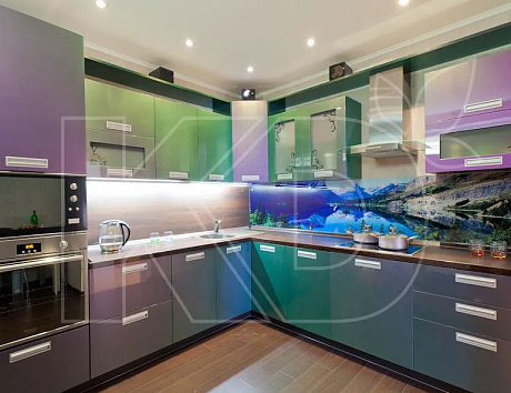 Угловые кухни оливкового цвета