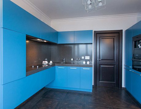 Синяя кухня в Твери