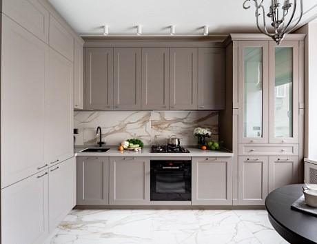 Коричневая кухня в Чите