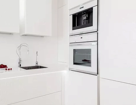 Глянцевая кухня в Анапе