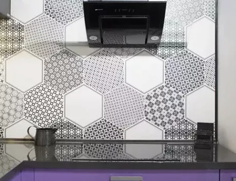 Фиолетовая кухня в Твери