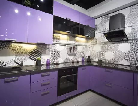 Фиолетовая кухня в Егорьевске