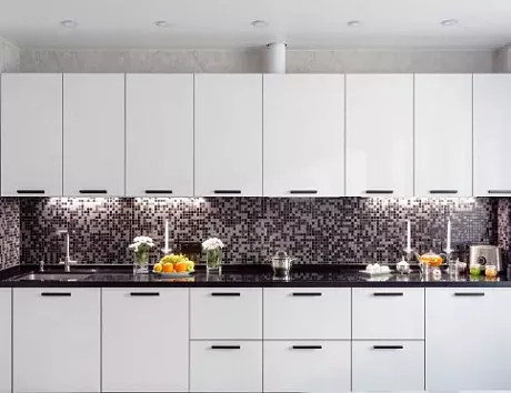 Светлая кухня в Воронеже