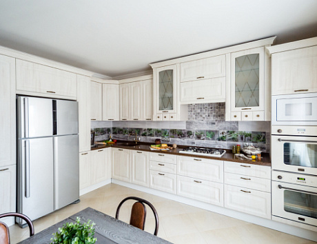 Бежевая кухня в Твери