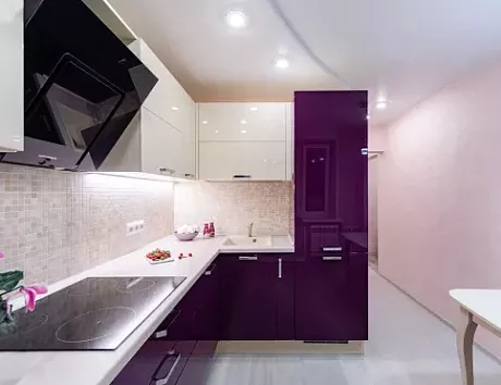 Фиолетовая кухня в Егорьевске