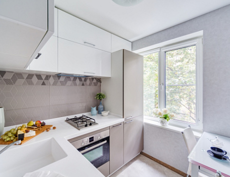 Белая кухня в Мурманске